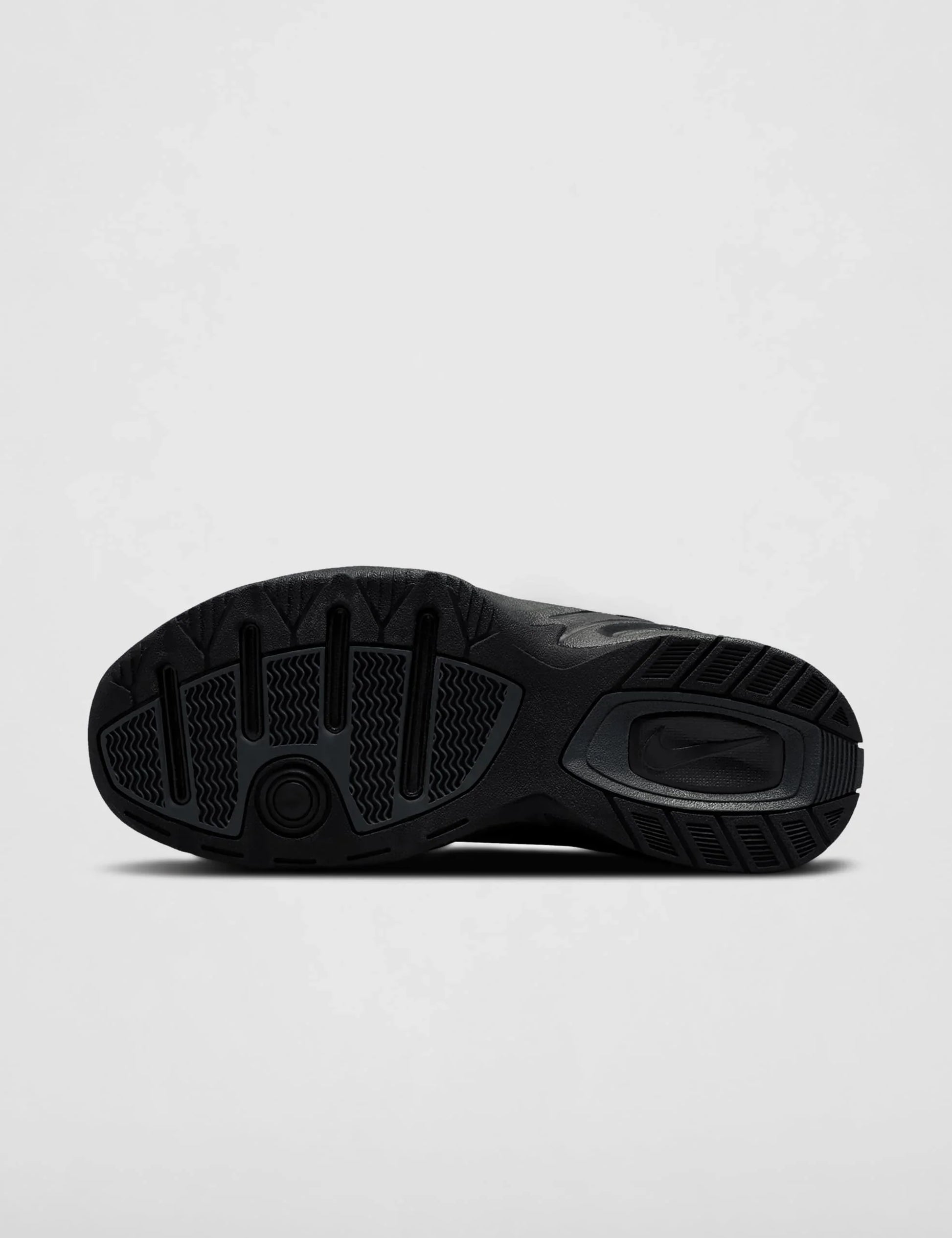 Nike Men's Air Monarch IvTraining Shoe - STREET STYLE