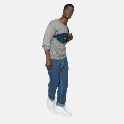 EASTPAK SPRINGER Waist Bag, 2 L, Orange, Messenger Bag - STREET STYLE