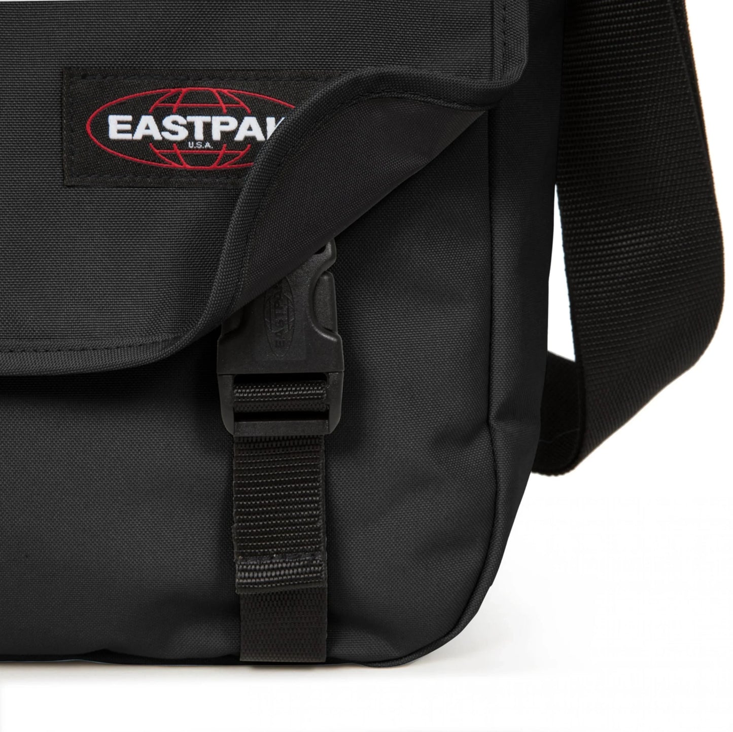 EASTPAK Delegate + Shoulder Bag, 20 L - STREET STYLE