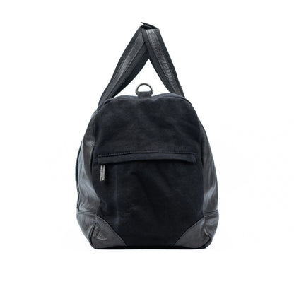 K0024AB | Travel bag in Canvas/Genuine Leather, full grain, flywheel - Black colour. Accessories in antiqued nickel, zip closure. Dimensions: 48 x 31 x 22 cm - Packaging: TNT bag - STREET STYLE