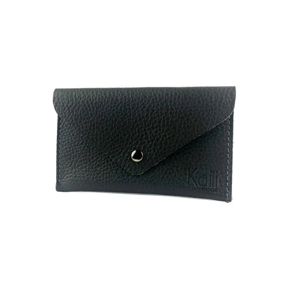 K0040AB | Sachet with flap Made in Italy in genuine full grain leather, dollar grain - Black color - Dimensions: 13 x 8 x 0.5 cm - Packaging: Rigid bottom/lid gift box - STREET STYLE