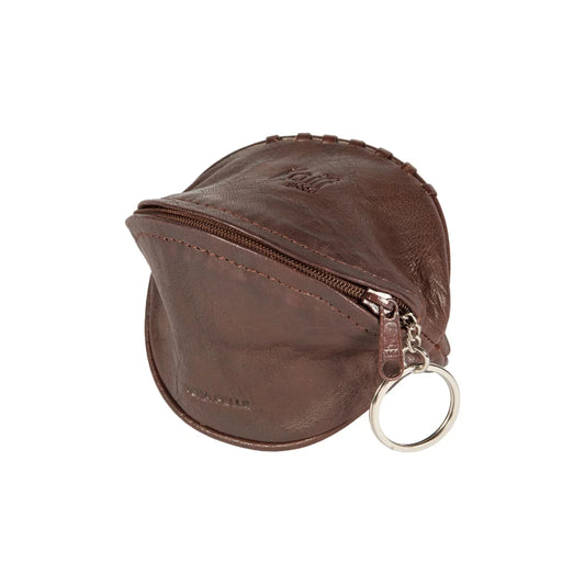 K10655BB | Mini Clutch/Key Ring in Genuine Full Grain Leather, Flywheel. Color dark brown. Polished Nickel Accessories. Dimensions: 12.5 x 7.5 x 7.5 cm. Packaging: TNT bag - STREET STYLE