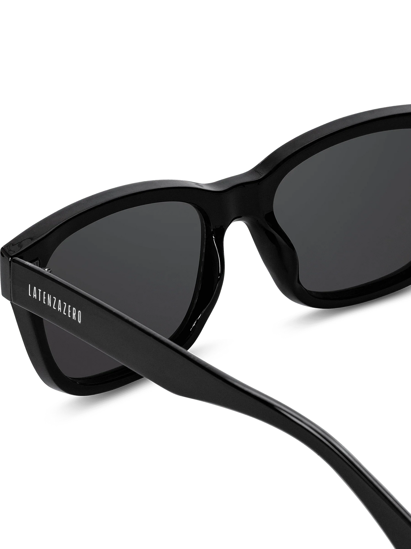 Luminary - STREET STYLE