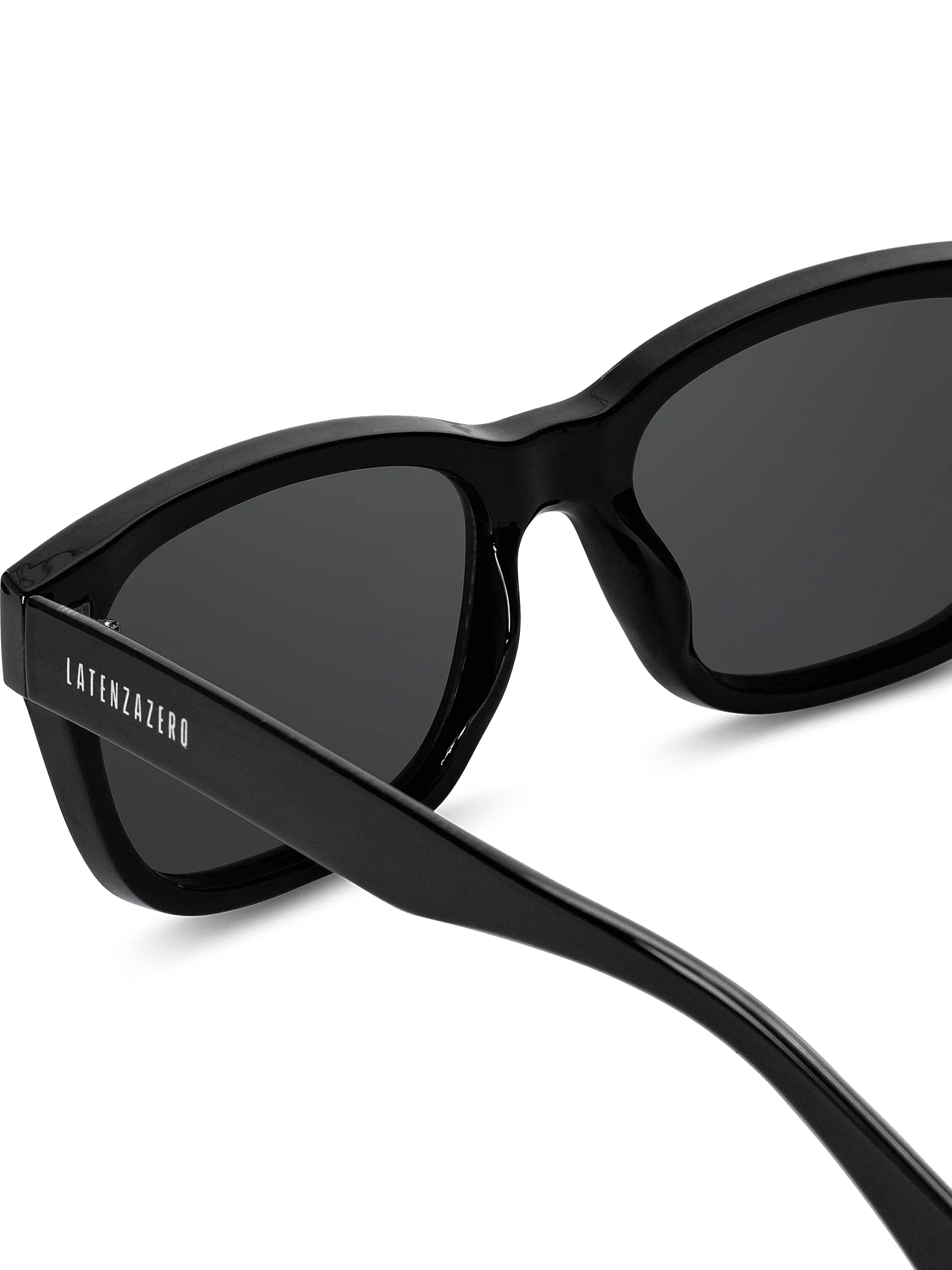 Luminary - STREET STYLE