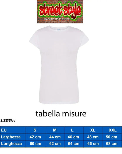 T-shirt donna bianca streetwear in cotone pettinato, stile urban, guida taglie in cm