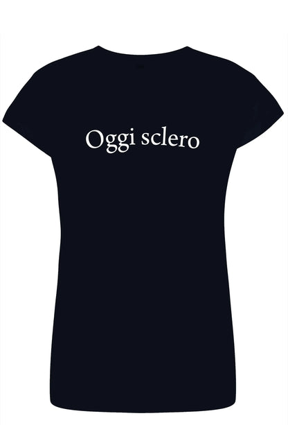 T-shirt donna streetwear nera in cotone pettinato con scritta bianca Oggi sclero