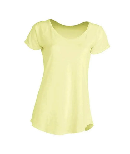 T-shirt donna streetwear gialla in cotone, maniche corte, stile urban casual.