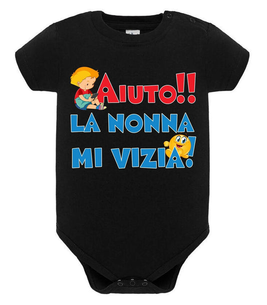 Body neonato nero in cotone, maniche corte, scritta colorata "Aiuto!! La nonna mi vizia!" stile streetwear urban.