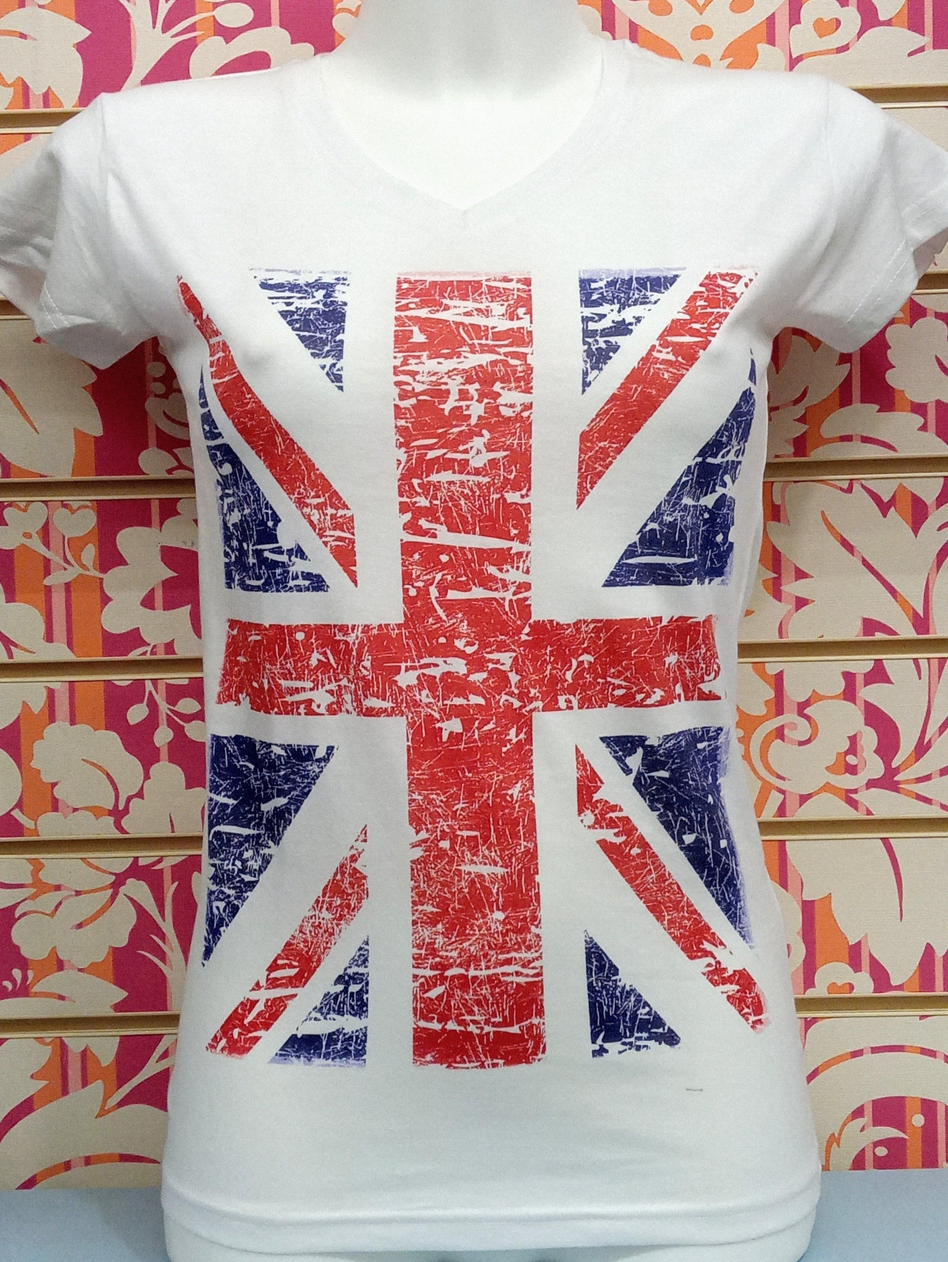 T-shirt donna bianca in cotone stile streetwear con bandiera inglese effetto vintage stampata