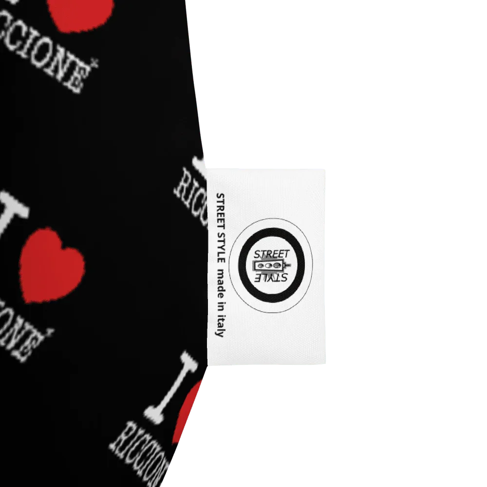 Pouf copripoltrona streetwear nero con scritta I love Riccione e cuori rossi, tessuto moderno urban