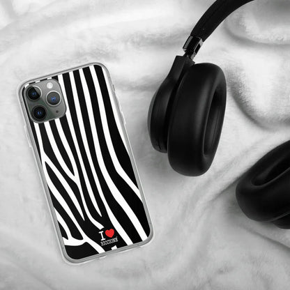 Custodia iPhone streetwear con motivo zebra bianco e nero e scritta I love Riccione.