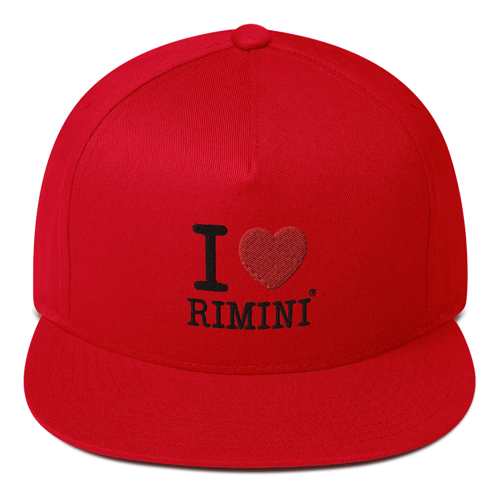 Cappellino streetwear rosso, visiera piatta, cotone, con scritta ricamata I love Rimini