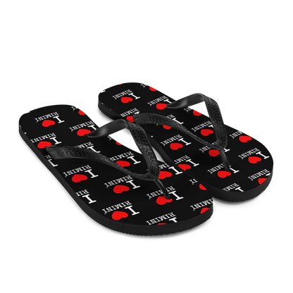 Infradito streetwear nere con scritta 'I love Rimini' e cuori rossi in stile urban.