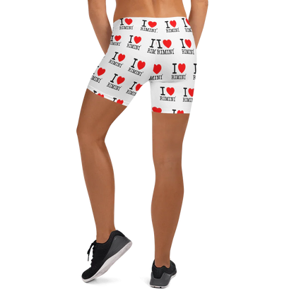 Shorts streetwear grigi in tessuto elasticizzato con stampa 'I love Rimini', stile urban